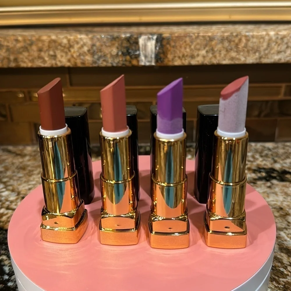 NEW‎ 4 Ish Lipsticks